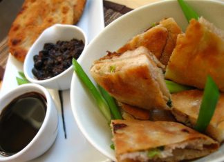 Placintele chinezesti cu carne