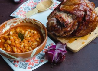 Fasole cu ciolan afumat