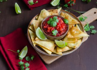 Chipsuri de tortilla