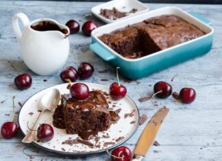 Prajitura cu cirese si ciocolata