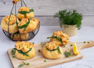 Saculeti cu legume si cascaval