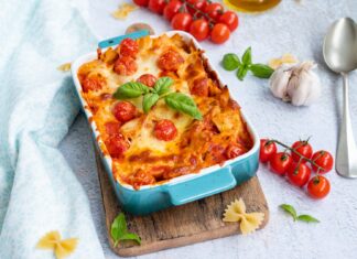 Paste la cuptor cu rosii si mozzarella