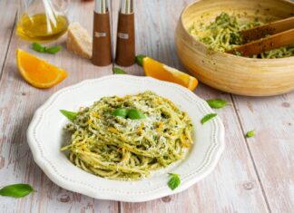 Paste cu portocale si pesto