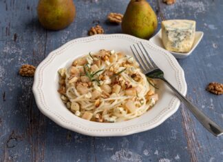 Paste cu pere si gorgonzola Paste cu pere si gorgonzola