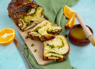 Babka cu fistic si portocale Babka cu fistic si portocale