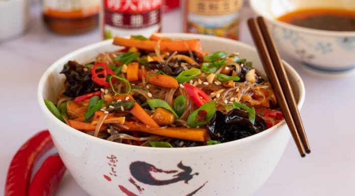 Salata rece de taitei Salata rece de taitei