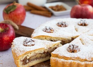 Placinta cu mere si nuci Placinta cu mere si nuci