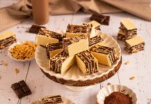 Napolitane cu ciocolata si arahide Napolitane cu ciocolata si arahide